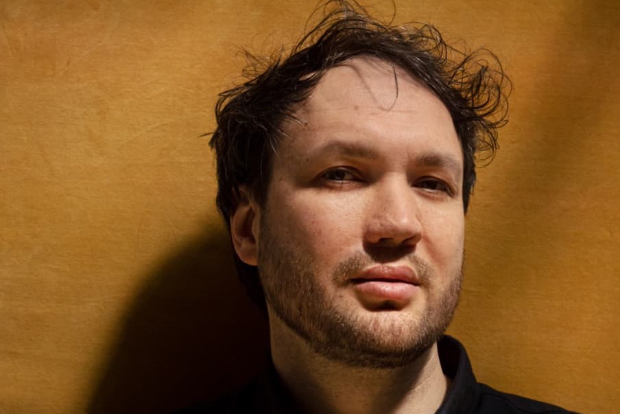 Porträt von Julian Schmidli, fotografiert von Anne Morgenstern